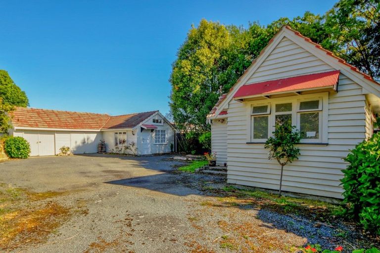 Photo of property in 67 Mako Mako Road, Levin, 5510