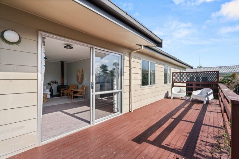 Photo of property in 415 Ngatai Road, Bellevue, Tauranga, 3110
