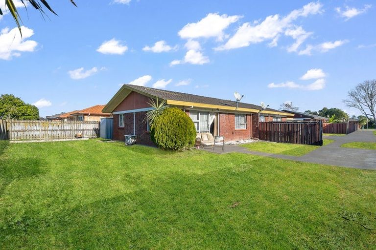 Photo of property in 4/24 Robertson Road, Favona, Auckland, 2024
