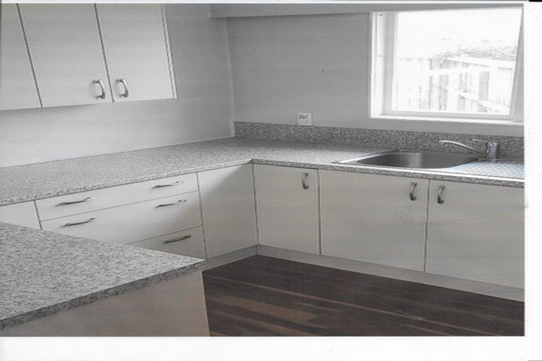 Photo of property in 68a Kenderdine Road, Papatoetoe, Auckland, 2025