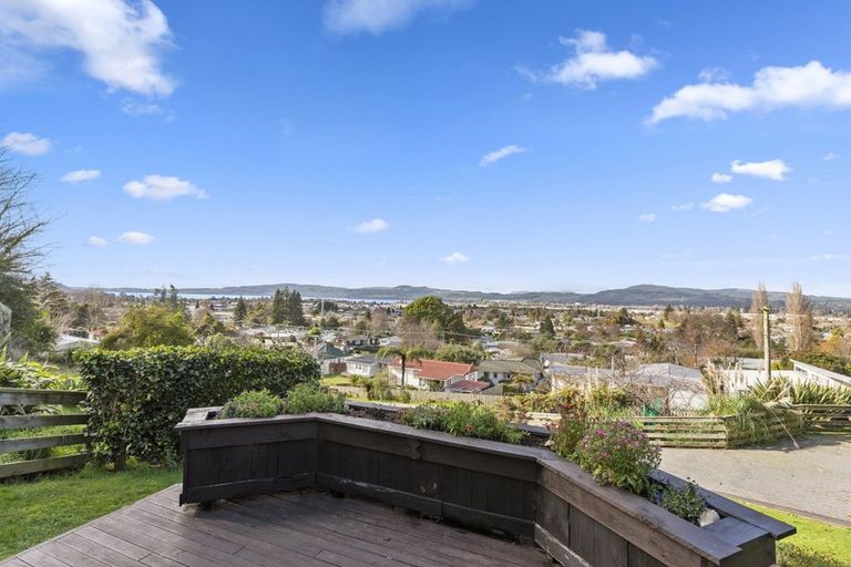 Photo of property in 29b Gordon Road, Selwyn Heights, Rotorua, 3015