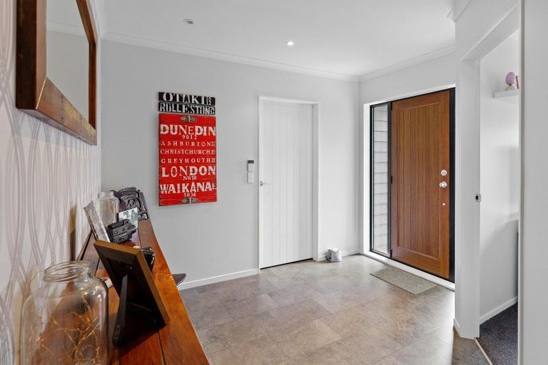 Photo of property in 8 Moy Place, Otaki, 5512