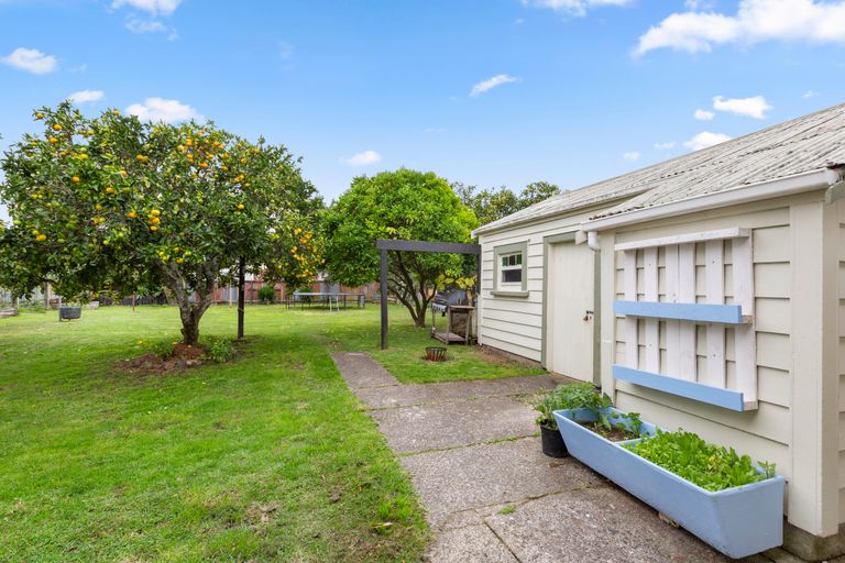 Photo of property in 8 Longfellow Street, Te Aroha, 3320