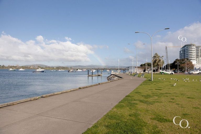 Photo of property in 14/72e Devonport Road, Tauranga, 3110