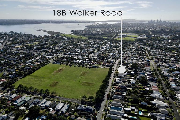Photo of property in 18b Walker Road, Point Chevalier, Auckland, 1022