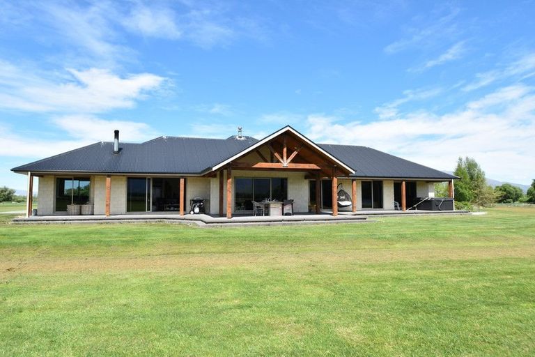 Photo of property in 187 Lyford Lane, Twizel, 7999