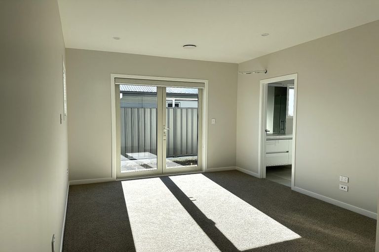 Photo of property in 10 George Yee Place, Taradale, Napier, 4112