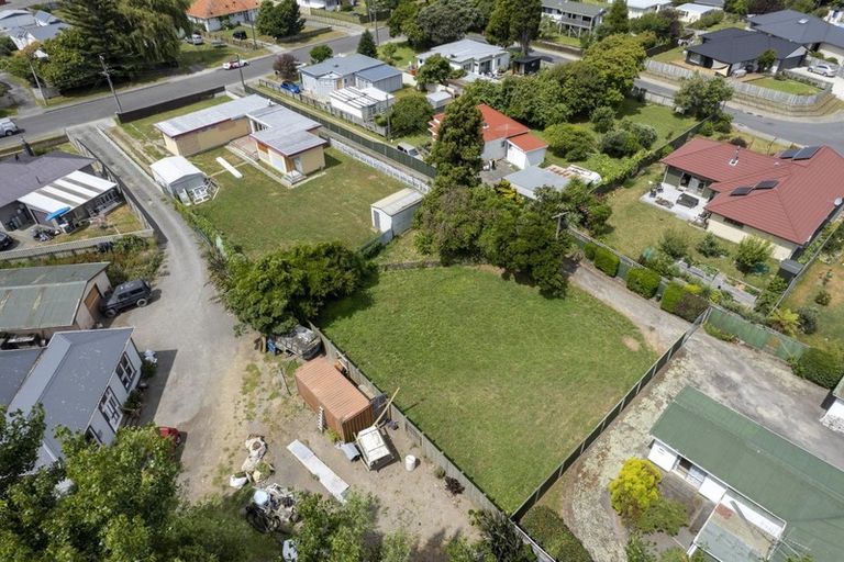 Photo of property in 15 Kirk Street, Otaki, 5512