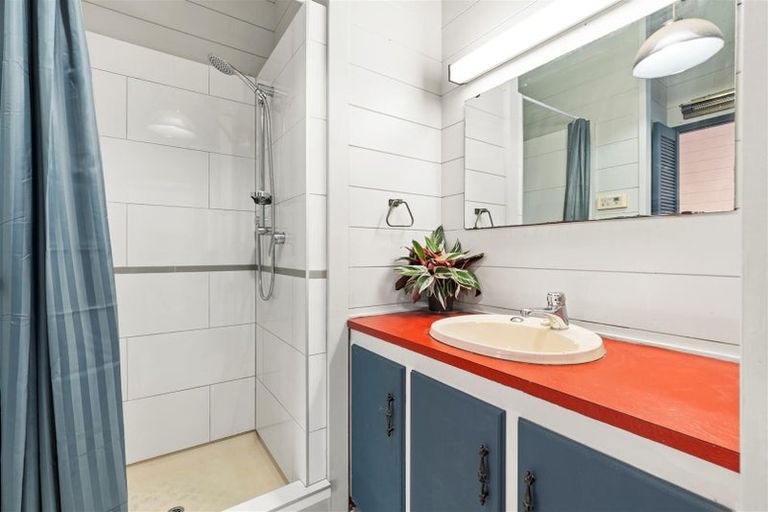 Photo of property in 7 Spruce Place, Totara Heights, Auckland, 2105