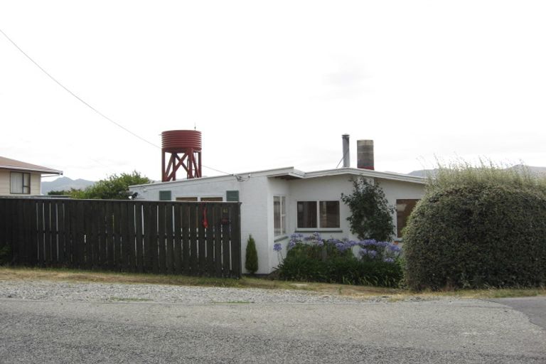 Photo of property in 41 Ranui Crescent, Diamond Harbour, Lyttelton, 8971