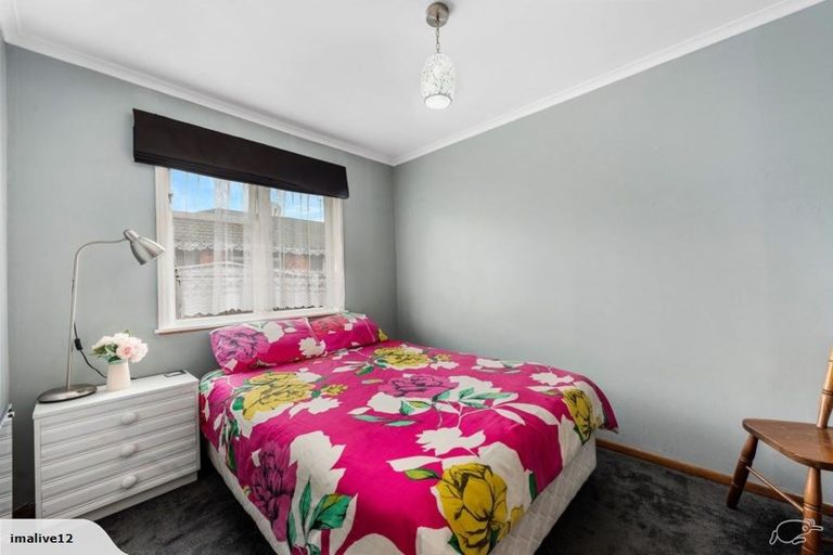 Photo of property in 2/2 Ararino Street, Trentham, Upper Hutt, 5018