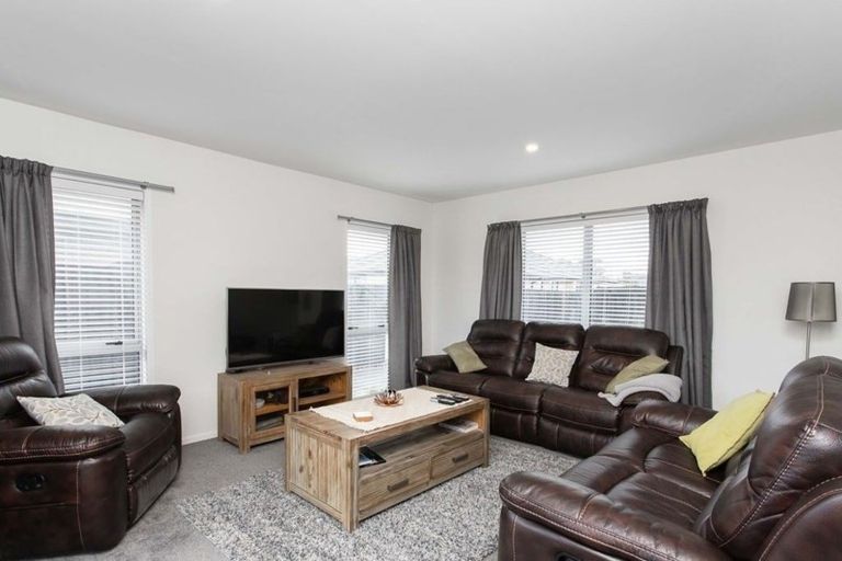 Photo of property in 24 Karere Avenue, Marshland, Christchurch, 8083