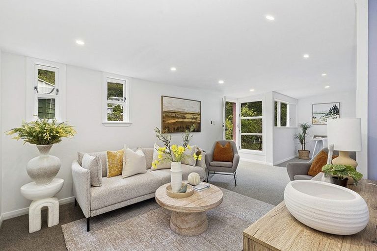 Photo of property in 41 Glenbervie Terrace, Thorndon, Wellington, 6011