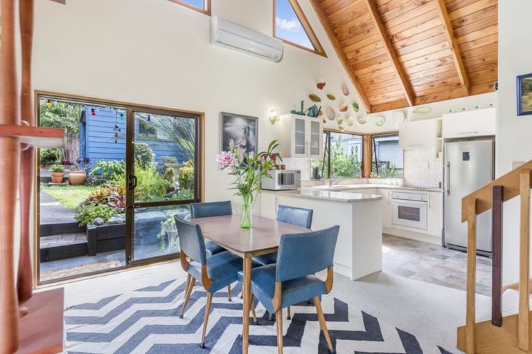 Photo of property in 1/31 Akehurst Avenue, New Lynn, Auckland, 0600