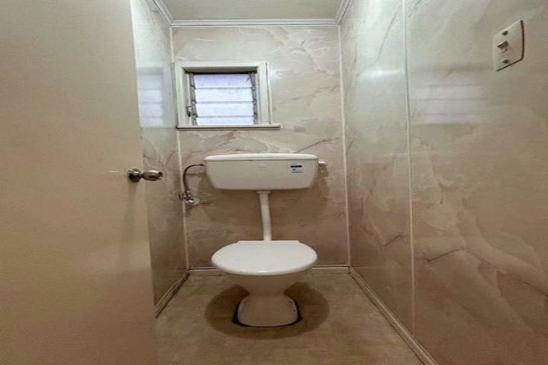 Photo of property in 36 Riverhills Avenue, Pakuranga Heights, Auckland, 2010