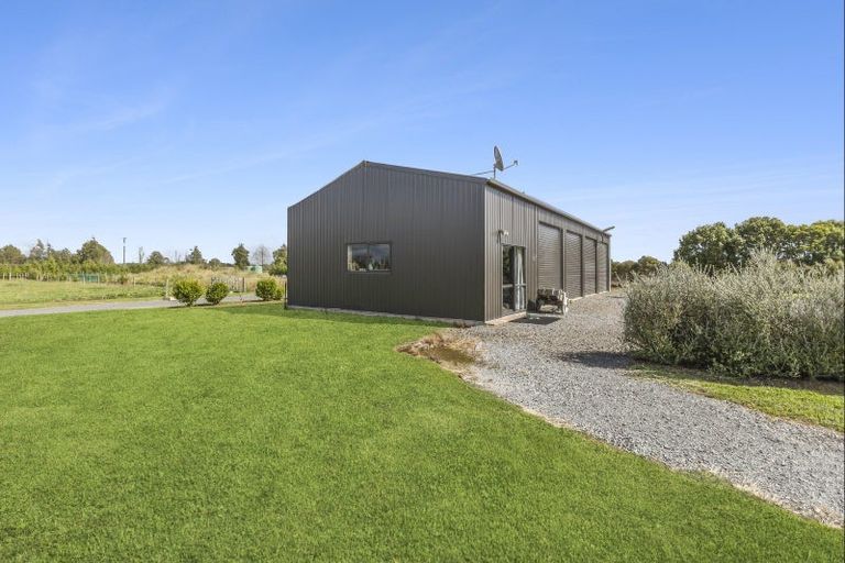 Photo of property in 194 Lake Road, Okoroire, Tirau, 3484