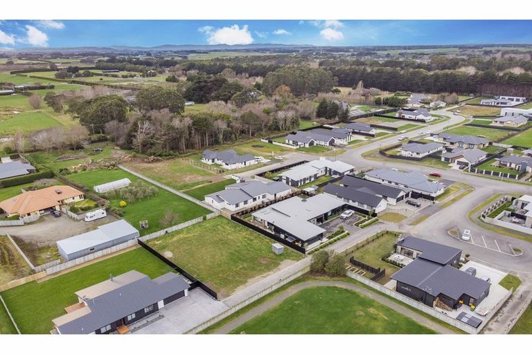 Photo of property in 8 Barker Place, Waikiwi, Invercargill, 9810