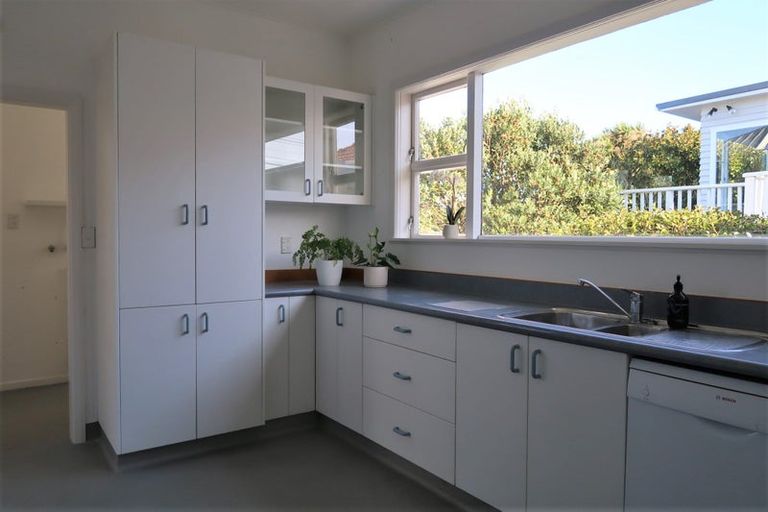 Photo of property in 127 Messines Road, Karori, Wellington, 6012