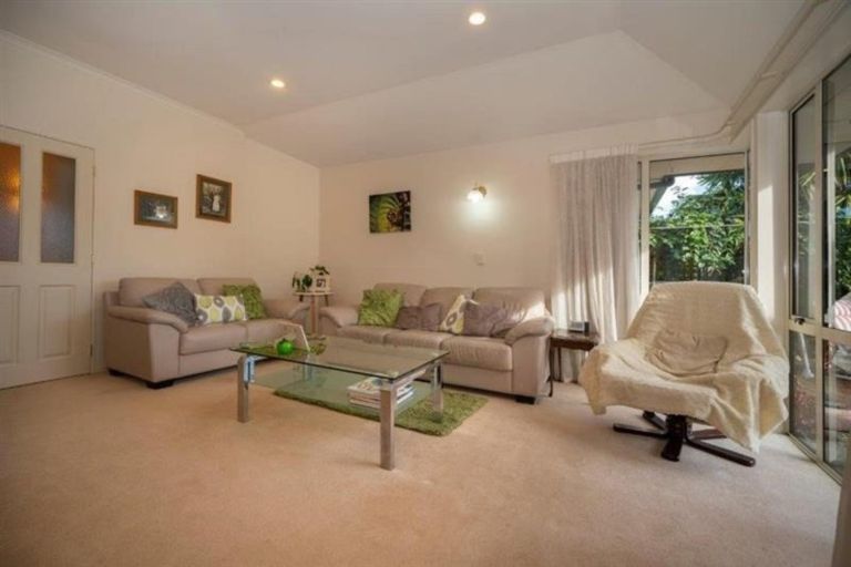 Photo of property in 17 Whiting Drive, Wakefield, 7025