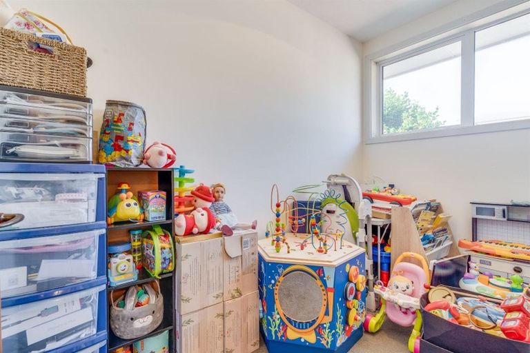 Photo of property in 2/31 Hartford Street, Burnside, Christchurch, 8053