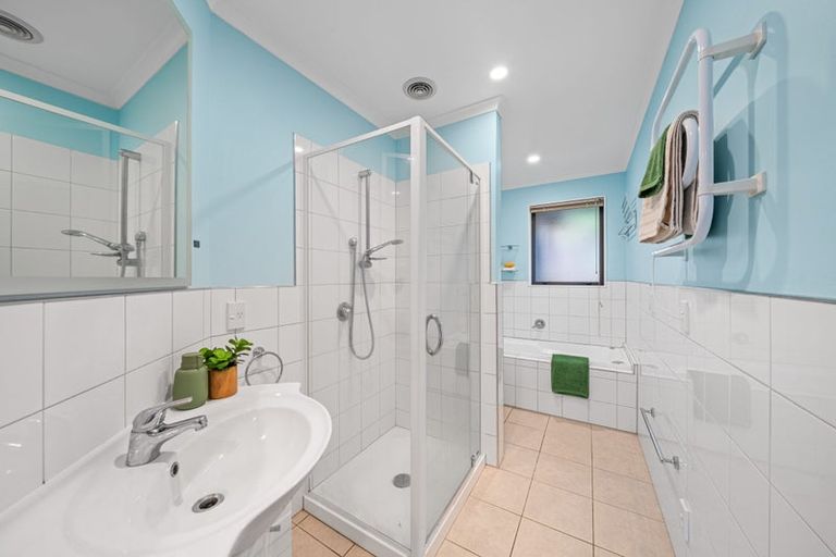 Photo of property in 30 Cedarwood Street, Woodridge, Wellington, 6037