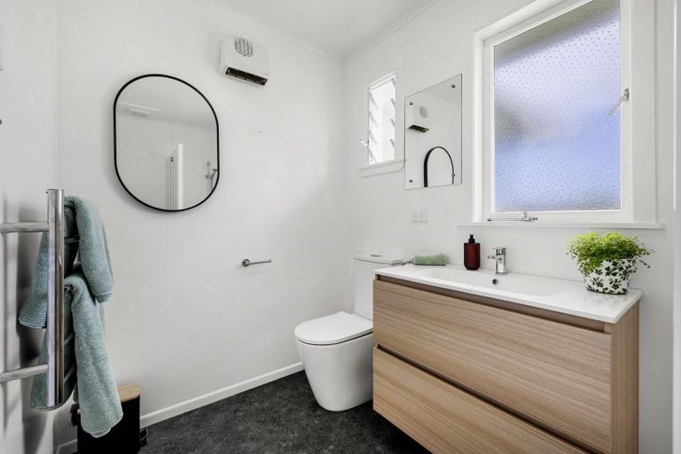 Photo of property in 19 Taipari Avenue, Raglan, 3225