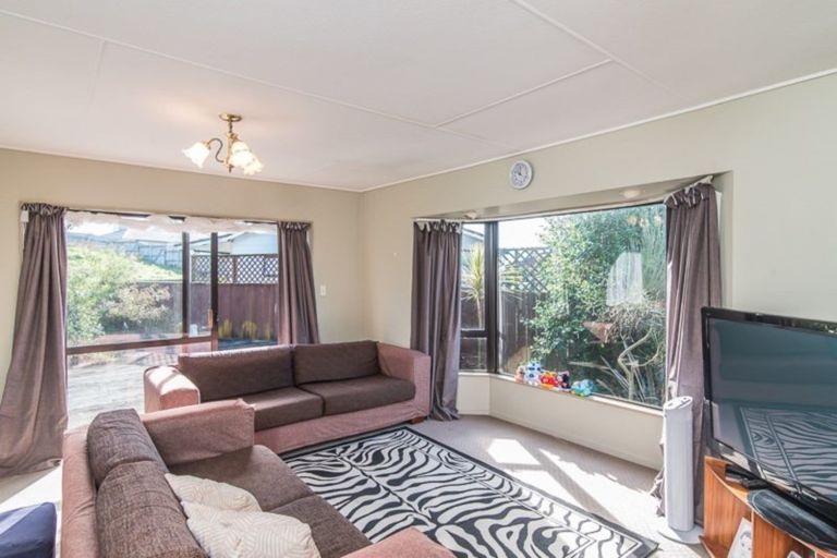 Photo of property in 107 Queens Road, Waikanae Beach, Waikanae, 5036