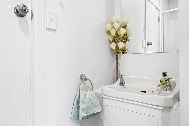 Photo of property in 2/5 Howe Street, New Brighton, Christchurch, 8083