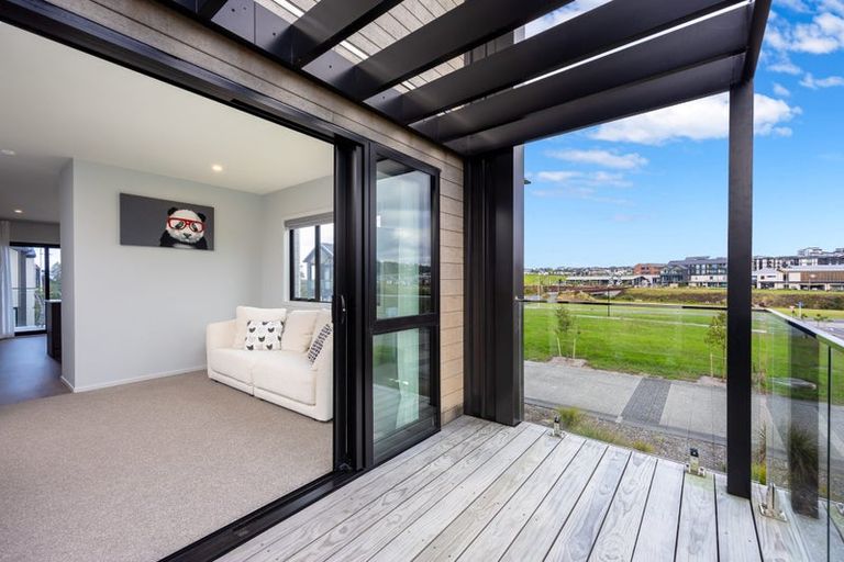 Photo of property in 12a Tikati Rise, Long Bay, Auckland, 0630
