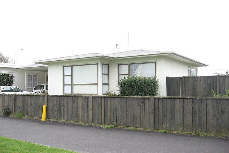 Photo of property in 5 Keeling Street, West End, Palmerston North, 4412