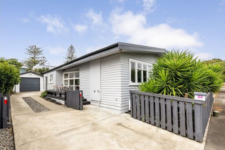 Photo of property in 82 Mcgrath Street, Napier South, Napier, 4110