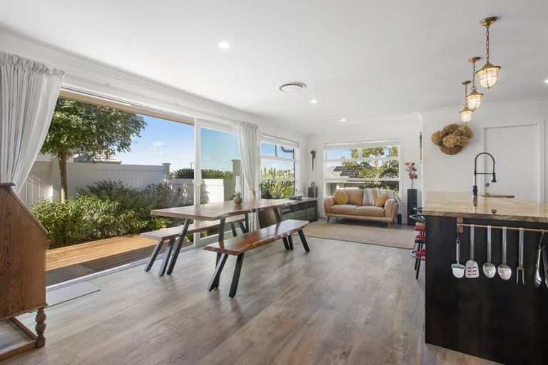 Photo of property in 29 Lakeside Terrace, Omokoroa, 3114