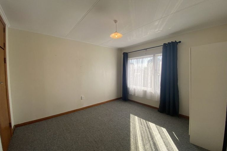 Photo of property in 59 Clawton Street, Westown, New Plymouth, 4310