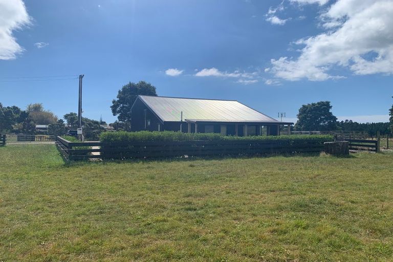 Photo of property in 205 Smart Road, Hillsborough, New Plymouth, 4372