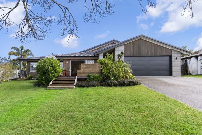 Photo of property in 28 Jane Gifford Place, Half Moon Bay, Auckland, 2012