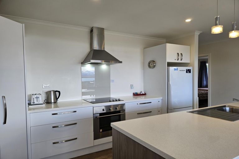 Photo of property in 4 Manning Place, Lake Tekapo, 7999