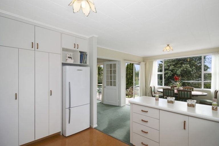 Photo of property in 18 Truby King Street, Merrilands, New Plymouth, 4312
