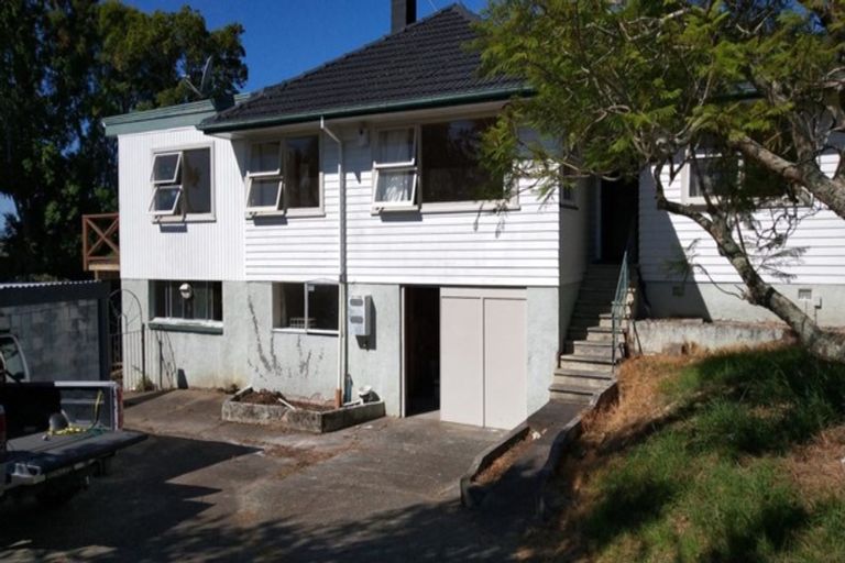 Photo of property in 25 Diana Drive, Glenfield, Auckland, 0627