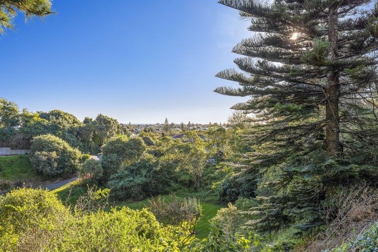 Photo of property in 90 Raumati Road, Raumati Beach, Paraparaumu, 5032