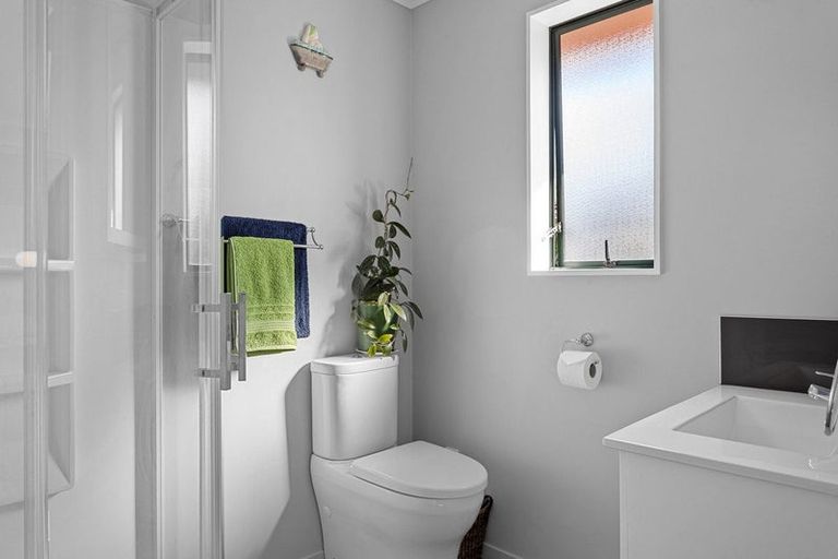 Photo of property in 16 Matthews Street, Kaiapoi, 7630