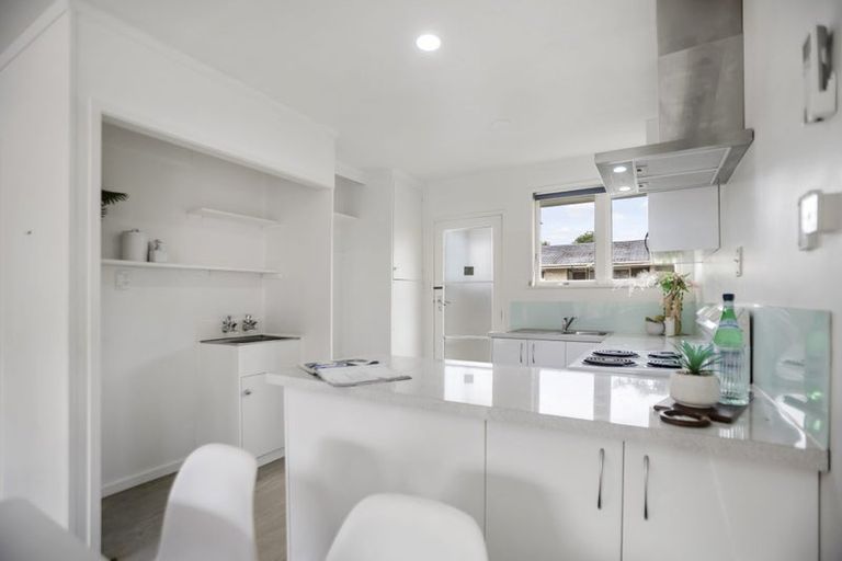Photo of property in 2/45 Eddowes Street, Manurewa, Auckland, 2102