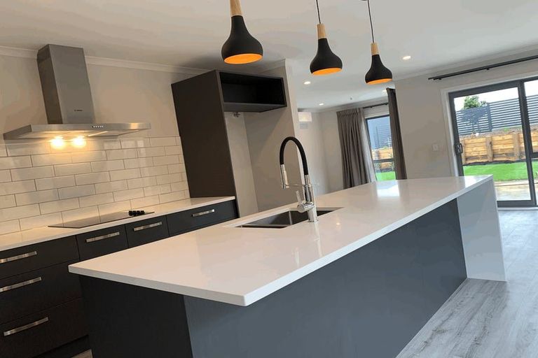 Photo of property in 4 Edenmore Terrace, Fitzherbert, Palmerston North, 4410