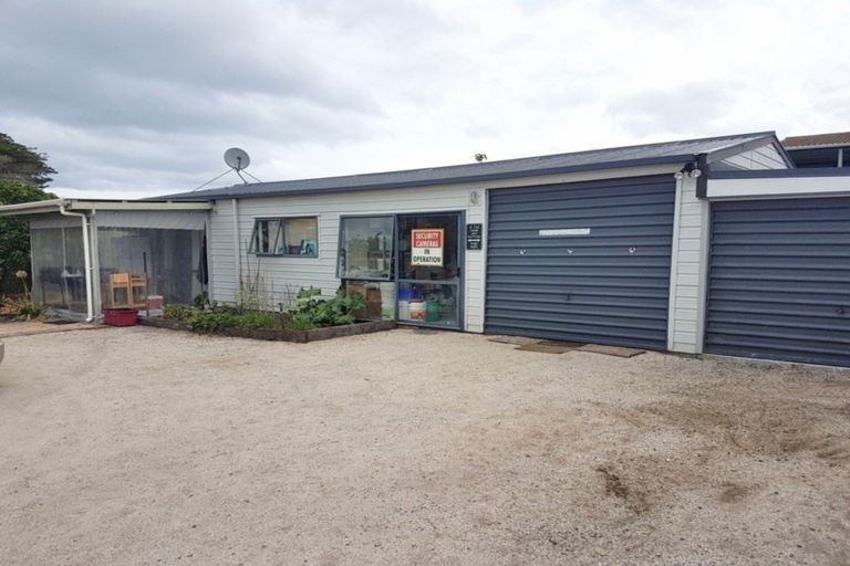 Photo of property in 141 Marsden Bay Drive, One Tree Point, 0118