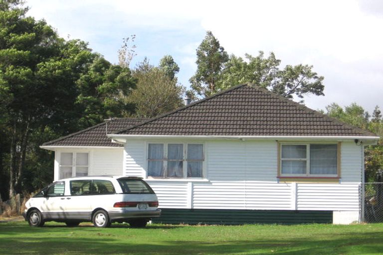 Photo of property in 52 Fairdene Avenue, Henderson, Auckland, 0610