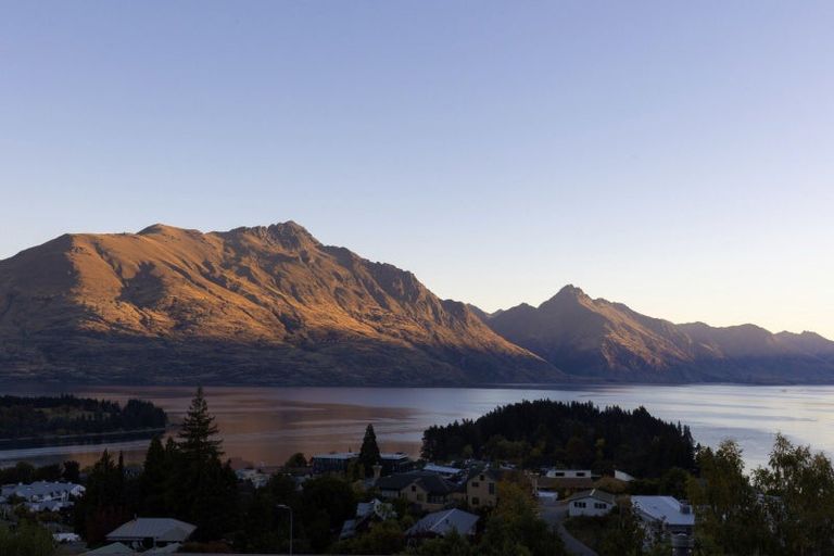 Photo of property in 13d Poole Lane, Queenstown, 9300