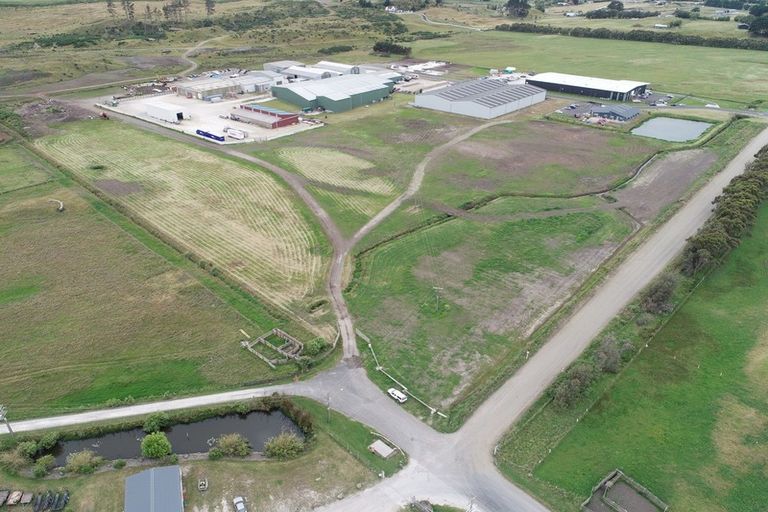 Photo of property in 105a Manuka Street, Stokes Valley, Lower Hutt, 5019