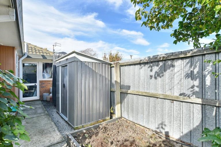 Photo of property in 5 Rossiter Avenue, Redwood, Christchurch, 8051