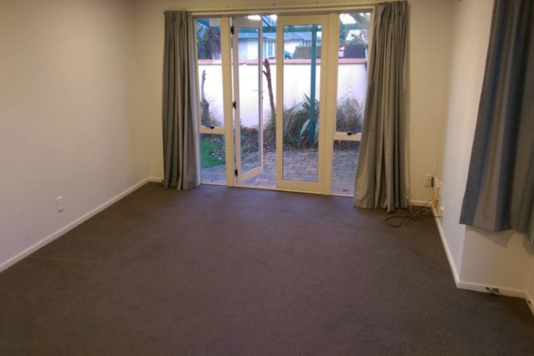 Photo of property in 1/71 Elizabeth Street, Riccarton, Christchurch, 8041