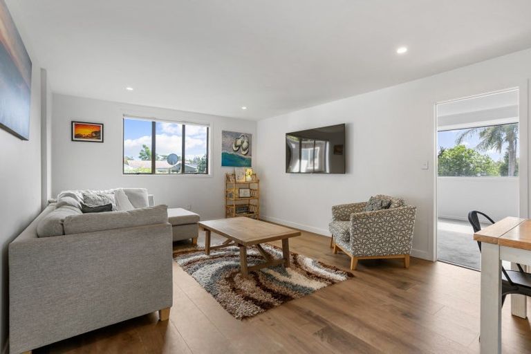 Photo of property in 123 Park Avenue, Whangamata, 3620