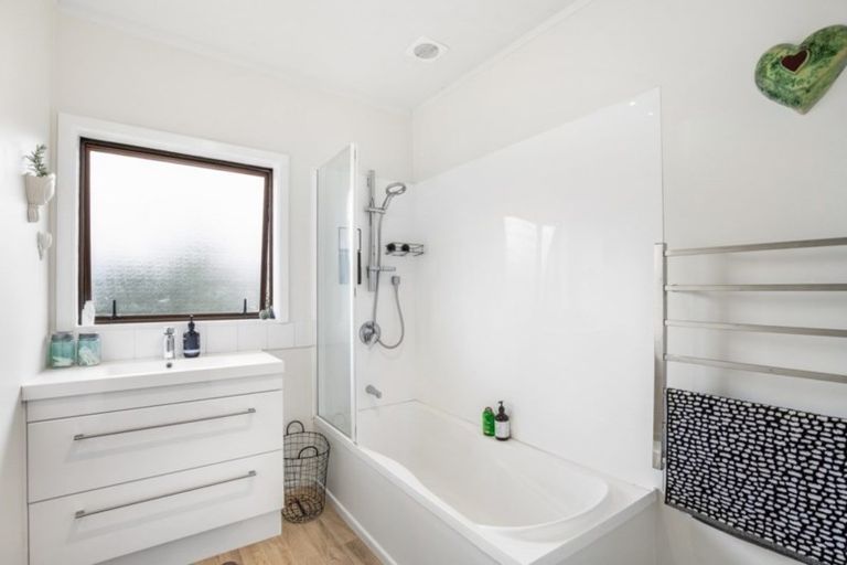 Photo of property in 38 Old Woodcocks Road, Kaipara Flats, Warkworth, 0981